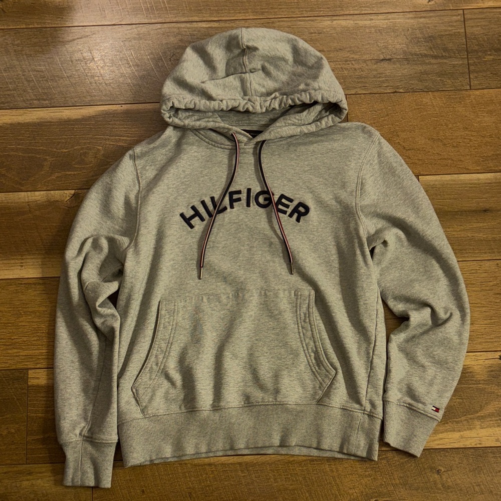 Tommy Hilfiger Light Gray Pullover Hoodie with Logo
